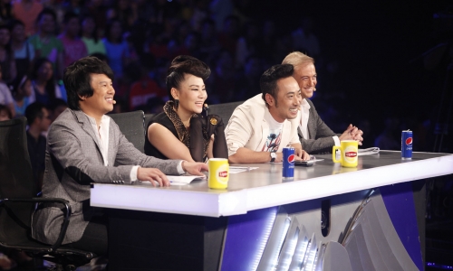 Trọng Hiếu và Bích Ngọc vào chung kết Vietnam Idol