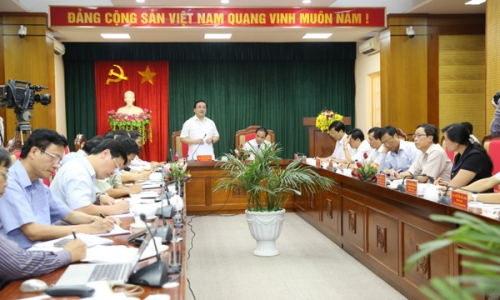 Phó Thủ tướng Hoàng Trung Hải làm việc tại Tuyên Quang