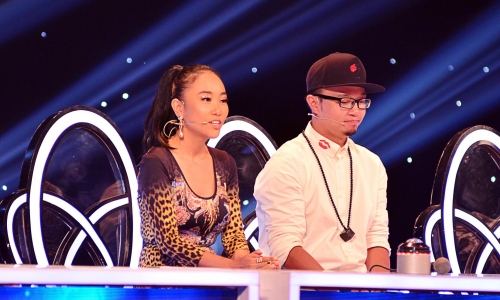 Bước nhảy hoàn vũ nhí: Đoan Trang bật khóc trên ghế giám khảo