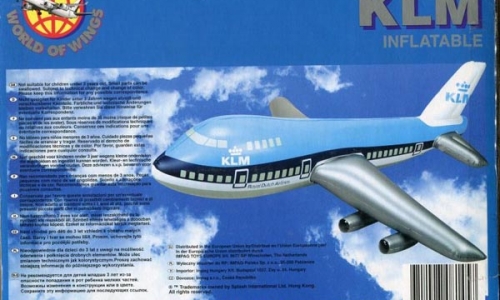 Máy bay đồ chơi Trung Quốc có hóa chất độc hại cao gấp 410 lần quy định