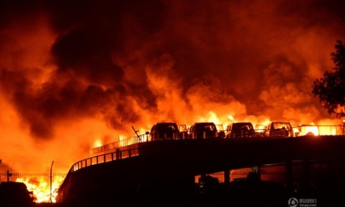 Trung Quốc: Biển lửa hãi hùng trong vụ nổ ở Thiên Tân