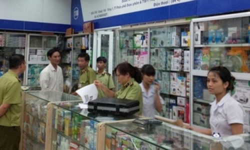 'Chợ' dược phẩm lớn nhất Hà Nội bán hàng không nguồn gốc