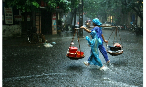 Thời tiết ngày 4/9: Mưa rào và dông khu vực nội thành Hà Nội