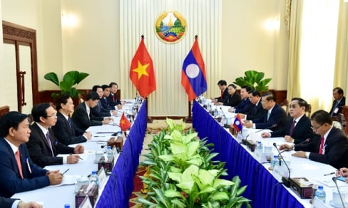 Việt- Lào không ngừng củng cố tình đoàn kết đặc biệt