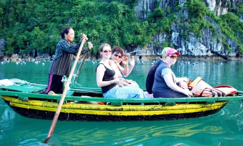 Khởi sắc cùng Du lịch Việt Nam 