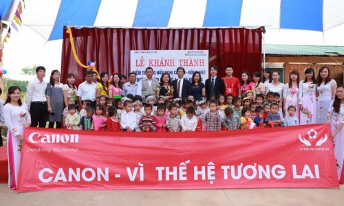 “Chuỗi trường học hữu nghị Canon” đến Điện Biên