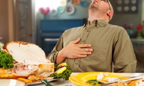 Điều gì xảy ra với cơ thể khi bạn ăn quá no?