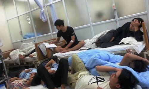 82 công nhân Formosa nhập viện sau khi ăn tối