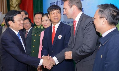 Chủ tịch nước trao thư khen tặng cho FrieslandCampina Việt Nam