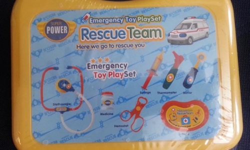 Bộ đồ chơi tập làm bác sĩ chứa chất cấm