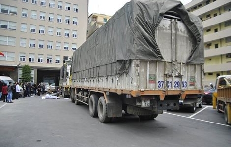 Hà Nội: Bắt giữ 20 tấn hàng không rõ nguồn gốc