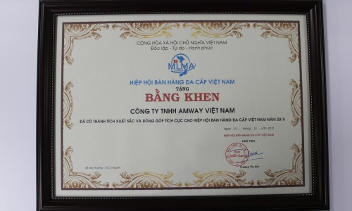 Amway Việt Nam được trao bằng khen