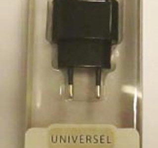Sạc USB của 'Tàu' không nhanh hỏng thì cũng gây giật điện