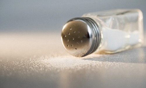 Trẻ em ăn nhiều muối có nguy cơ mắc bệnh béo phì