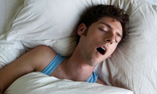 Kích thước lưỡi ảnh hưởng tới chất lượng giấc ngủ