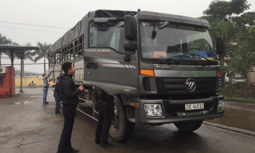  Trường Hải Phúc Đồng: Clip cân xe sai trọng tải gần 1 tấn 