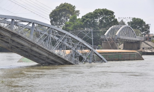Từ vụ sập cầu Ghềnh: Cần lấp “lỗ hổng” lớn về quản lý cầu đường 
