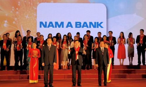 Nam A Bank nhận giải thưởng 'Thương hiệu mạnh Việt Nam 2015'