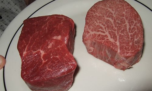 Hà Nội: Phát hiện nhiều mẫu thực phẩm giả thịt bò