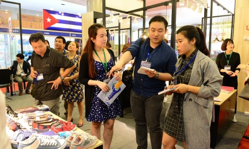 Lotte Mart mang thương hiệu Việt ra thị trường thế giới.