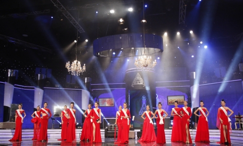 Lan Khuê nhường quyền tham dự Miss Grand International cho thí sinh Hoa khôi Áo dài