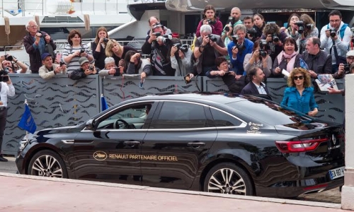 Renault Talisman sánh vai cùng các ngôi sao liên hoan phim Cannes 2016