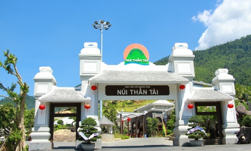 Đà Nẵng mở cửa Công viên Suối khoáng nóng Núi Thần Tài 