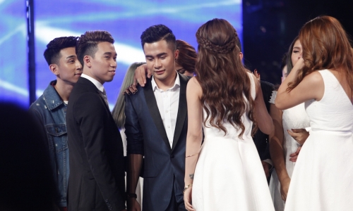 Tuấn Phong: Hát hay - sáng tác tốt vẫn bị loại khỏi Top 12 Vietnam Idol
