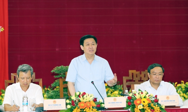 Phó Thủ tướng Vương Đình Huệ  làm việc với lãnh đạo tỉnh Thừa Thiên-Huế
