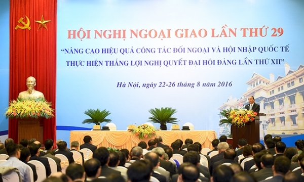  Nhà ngoại giao chuyên nghiệp của thời đại mới sẽ phải kiêm vai trò là nhà kinh tế, học giả, xúc tiến đầu tư, những nhà văn hóa Việt Nam