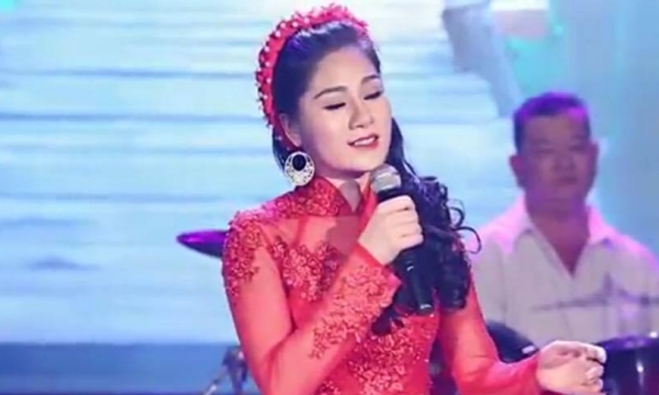 10 năm làm MC, nữ ca sĩ Thu Trang mới bắt đầu “bước vào yêu”