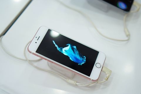iPhone 7 biến các mẫu iPhone cũ thành con rùa chậm chạp