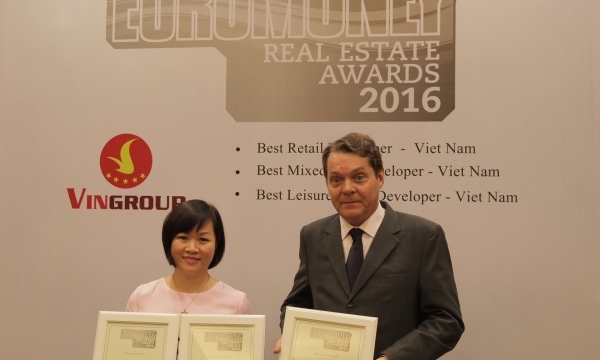 VINGROUP được tôn vinh 3 giải thưởng 'tốt nhất Việt Nam' ở lĩnh vực bất động sản 