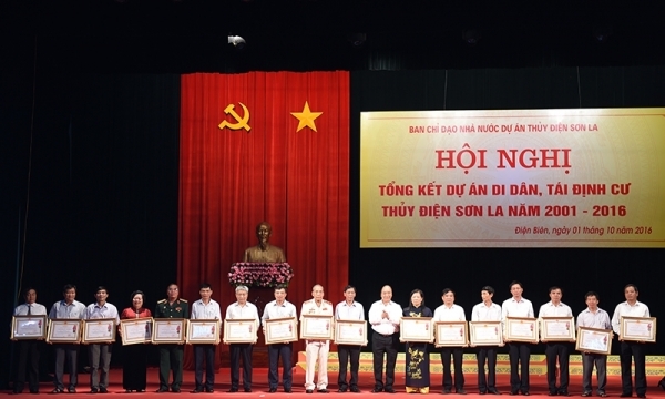 Thủ tướng Nguyễn Xuân Phúc dự Hội nghị tổng kết Dự  án di dân, tái định cư Thủy điện Sơn La