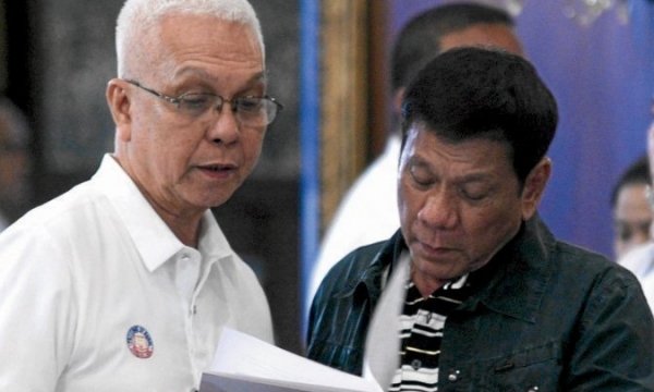 Ai âm mưu lật đổ Tổng thống Philippines? 