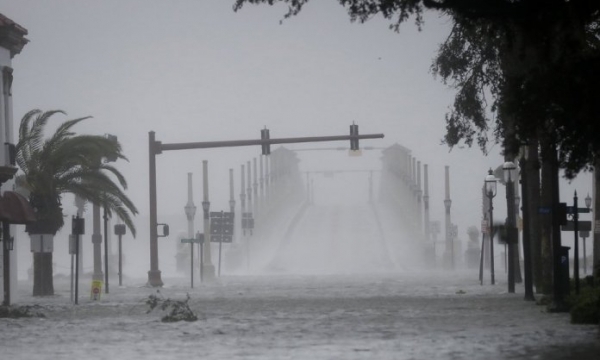 Bão Matthew tàn phá miền Trung Florida, nước Mỹ ban bố tình trạng khẩn cấp