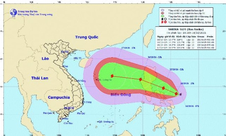 Miền Trung lũ hoành hành, biển Đông chuẩn bị đón bão ngoài khơi Philippines
