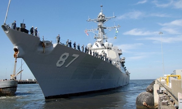 Lần thứ 3, khu trục hạm USS Mason Mỹ bị tấn công ở Biển Đỏ