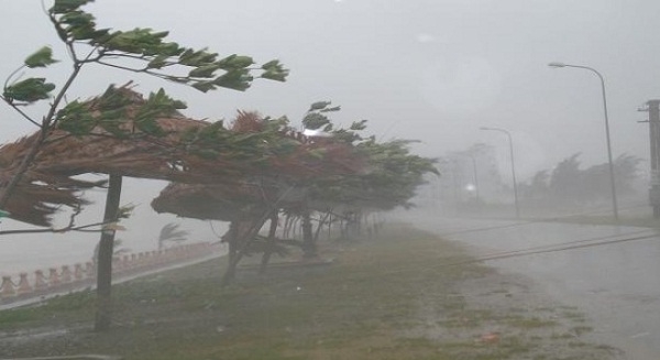 Hỗ trợ 12 địa phương khắc phục thiệt hại do bão, lũ 