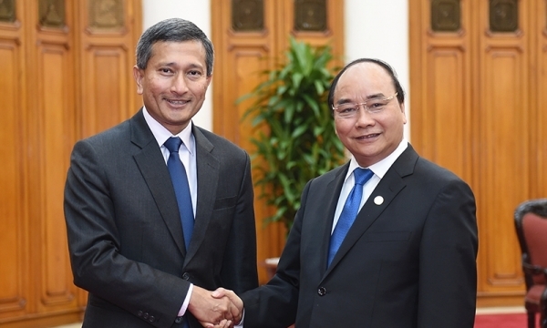 Thủ tướng Nguyễn Xuân Phúc tiếp Bộ trưởng Ngoại giao Singapore