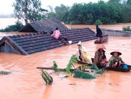 Công điện của Thủ tướng Chính phủ ứng phó khẩn cấp mưa lũ tại miền Trung