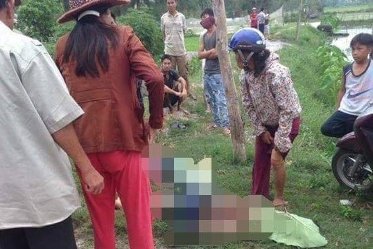 Thừa Thiên - Huế: 2 mẹ con chết thảm khi đi hái rau muống