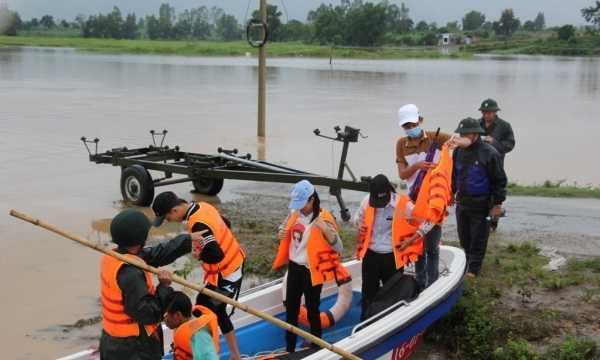 Đắk Lắk: 6 chiến sĩ công an bị nước lũ cuốn trong lúc làm nhiệm vụ cứu hộ
