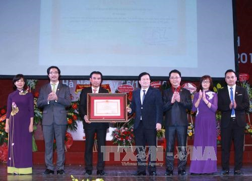 Phó Thủ tướng Trịnh Đình Dũng dự lễ kỷ niệm 60 năm thành lập Viện Quy hoạch đô thị và nông thôn quốc gia