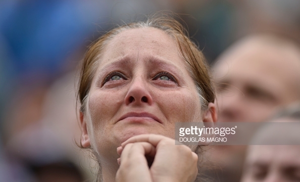 Mưa và nước mắt rơi trong lễ tang các cầu thủ Chapecoense