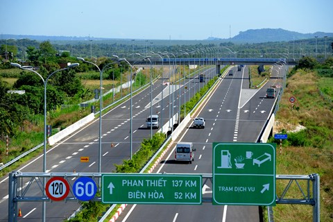 Cao tốc Bắc - Nam đoạn qua tỉnh Ninh Thuận chờ Bộ GTVT xem xét