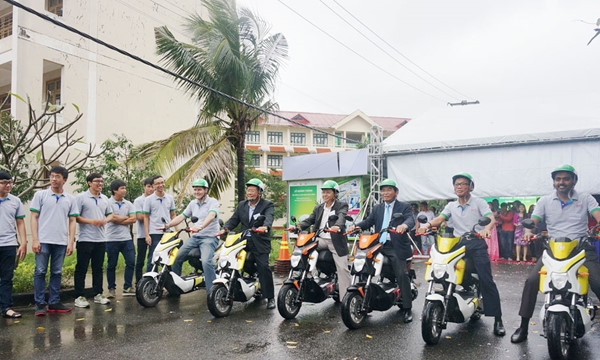 Xe máy điện công cộng chính thức hoạt động tại Việt Nam