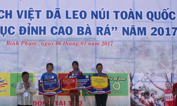 Giải vô địch Việt dã leo núi toàn quốc “Chinh phục đỉnh cao Bà Rá” năm 2017