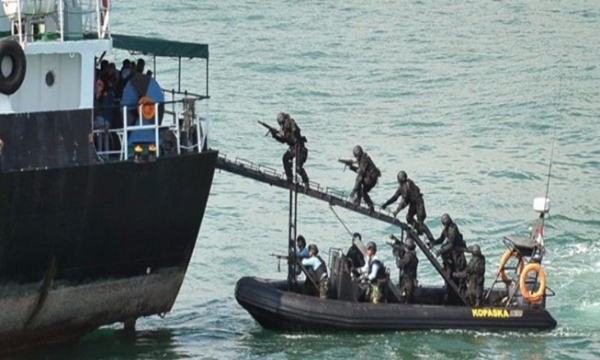 Cướp biển tấn công tàu hàng Việt Nam: 1 thuyền viên đã bị bắn chết
