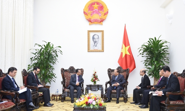 Thủ tướng Nguyễn Xuân Phúc tiếp Đại sứ Maroc